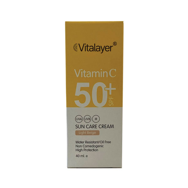فلوئید ضد آفتاب SPF50 حاوی ویتامین C ویتالیر بژ روشن پوست چرب حجم 50 میلی لیتر